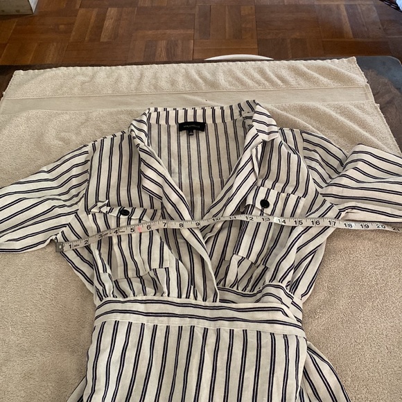 MAJORELLE 100% linen stunning blue and white Yuma striped wrap around dress - Picture 15 of 15